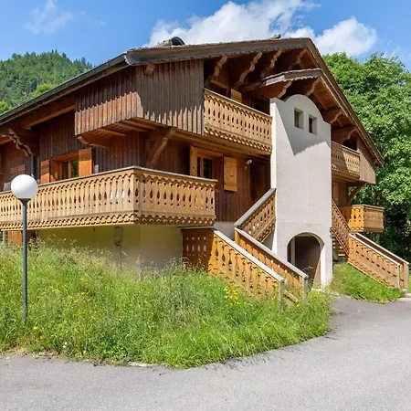 Quiet With Mountain View Sleeps 6 Apartament Clusaz